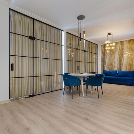 Sea Symphony 3-Bedrooms Apartment Odessa Buitenkant foto